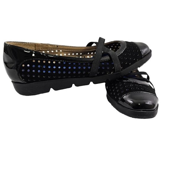 Adrienne Vittadini Sport Faine Criss Cross Strap Women’s Size 6M Flats - Unworn - Picture 5 of 16